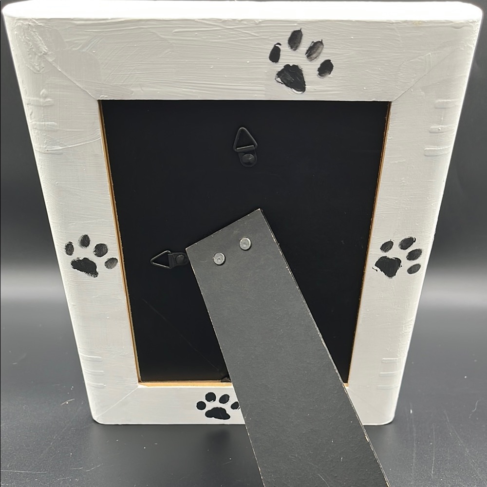 Cat-Themed White and Black Picture Frame - Picture 4 of 7